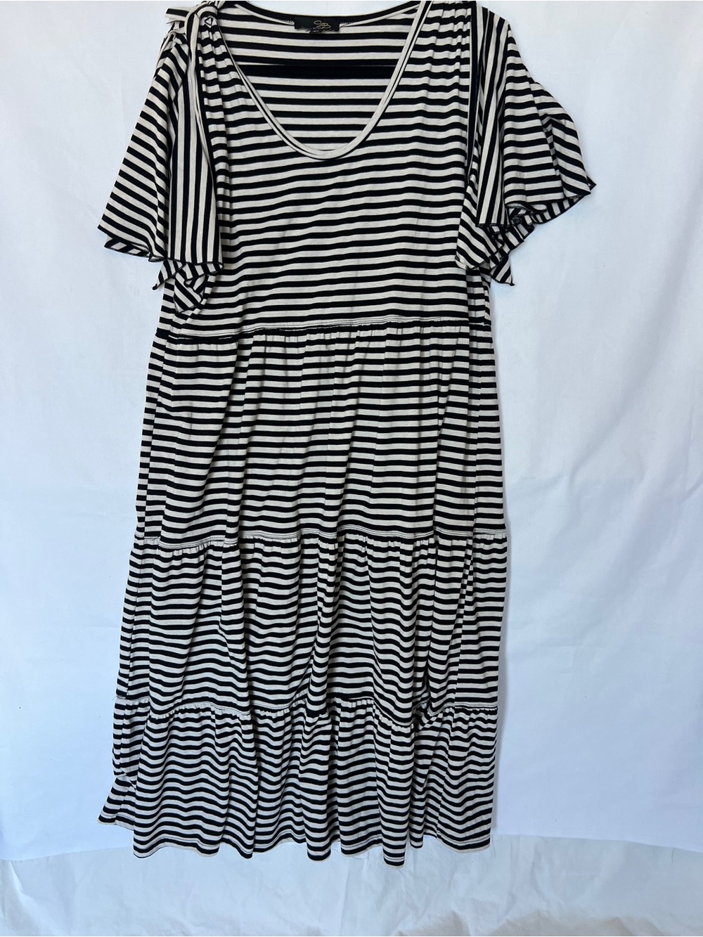 Black & White Striped Tiered Midi Dress 2X knit